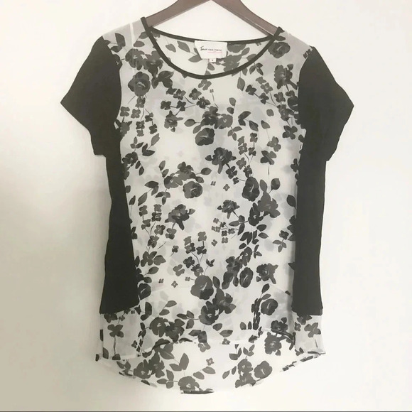 🍁 Two by Vince Camuto | Sheer Floral Top - Picture 1 of 3
